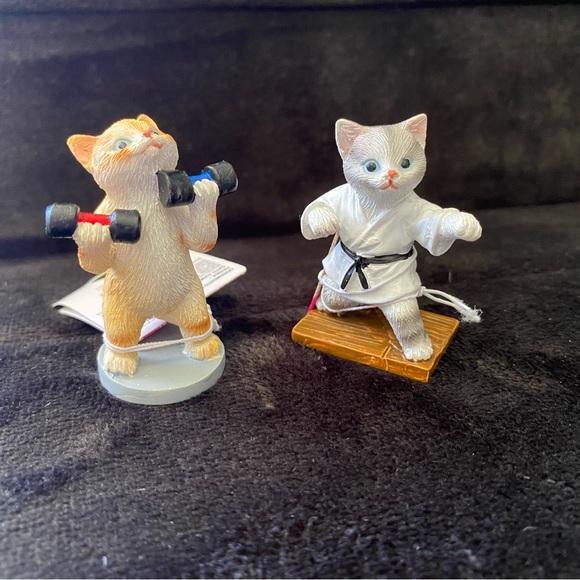 3/$20 Mini cat figures - Picture 3 of 9